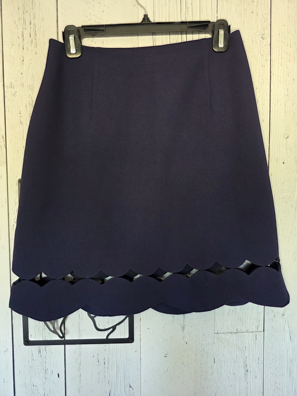 Club Monaco Navy Scalloped Cutout Hem Skirt Size 8
